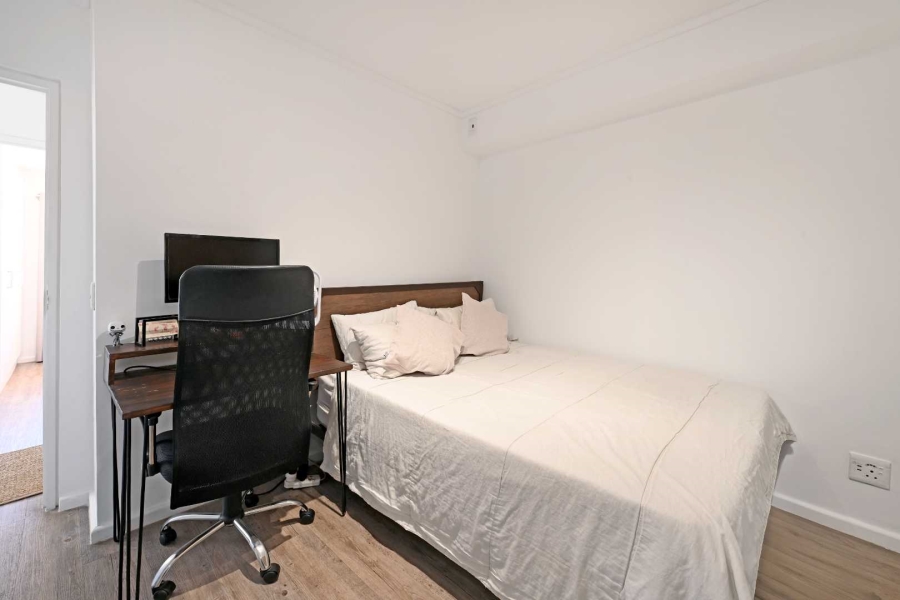2 Bedroom Property for Sale in Zonnebloem Western Cape